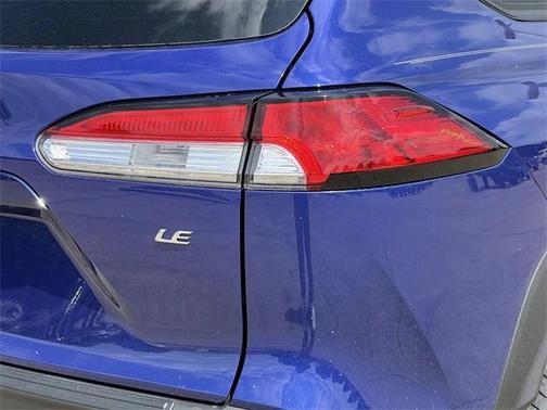 2025 Toyota Corolla Cross LE