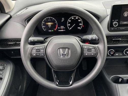 Crystal Black Pearl 2025 Honda HR-V LX
