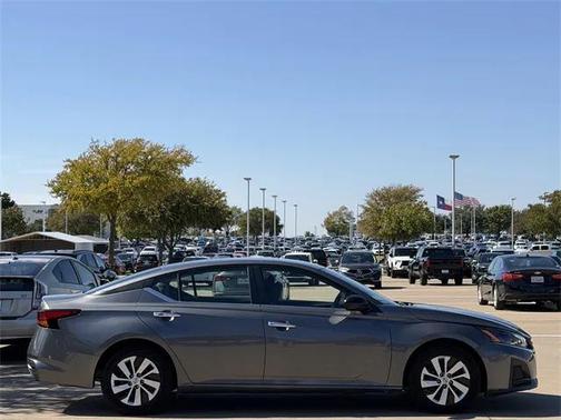 2024 Nissan Altima S FWD