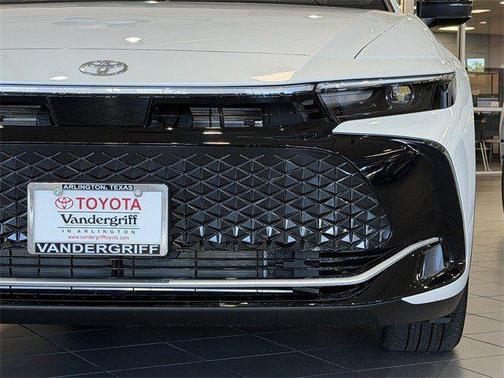 Oxygen White 2026 Toyota Crown XLE