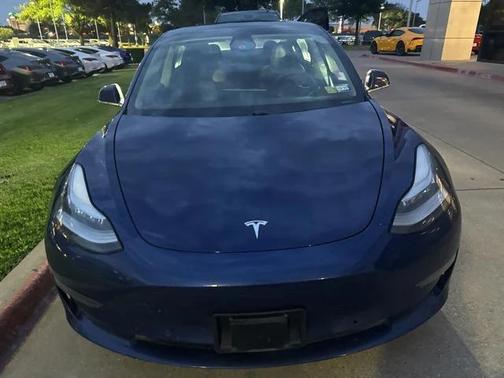 2019 Tesla Model 3 Standard Range