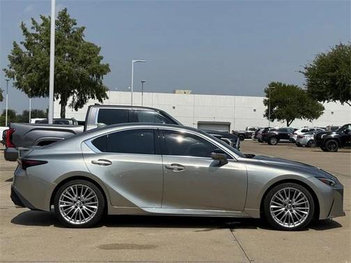 2022 Lexus IS 300 Base