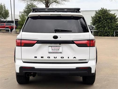2025 Toyota Sequoia Base