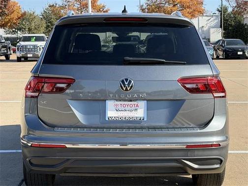2024 Volkswagen Tiguan 2.0T SE