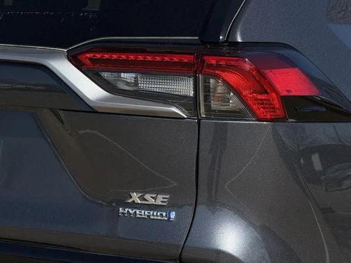 2023 Toyota RAV4 Hybrid SE