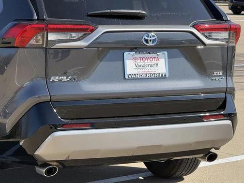 2023 Toyota RAV4 Hybrid SE