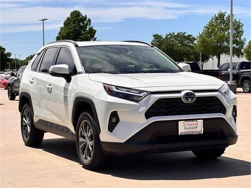 2022 Toyota RAV4 Hybrid XLE Premium