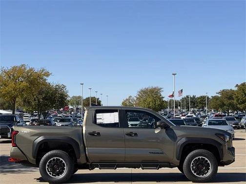 2025 Toyota Tacoma TRD Off Road