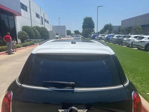 2011 MINI Cooper S Countryman Base