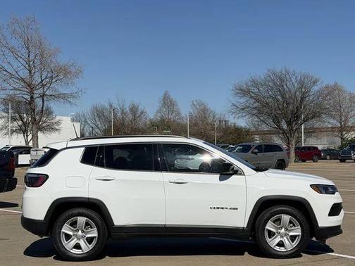 2022 Jeep Compass Latitude