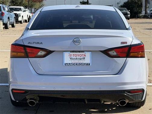 2024 Nissan Altima SR FWD