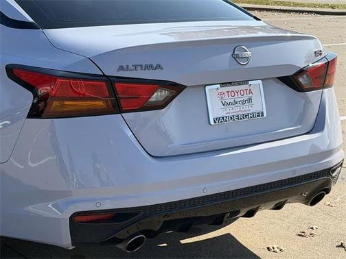 2024 Nissan Altima SR FWD