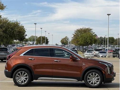 2020 Cadillac XT4 Premium Luxury