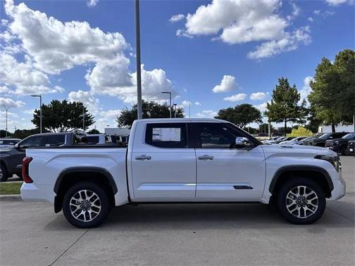 2025 Toyota Tundra Hybrid 1794 Edition