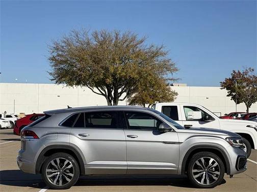 2023 Volkswagen Atlas Cross Sport 3.6L V6 SEL Premium R-Line