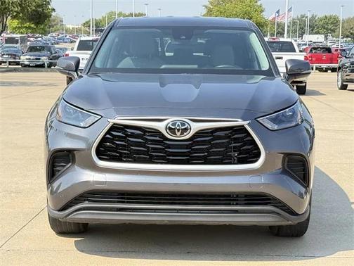 2022 Toyota Highlander L