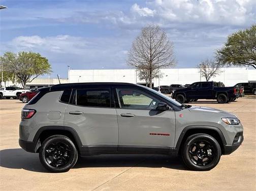 2024 Jeep Compass Trailhawk