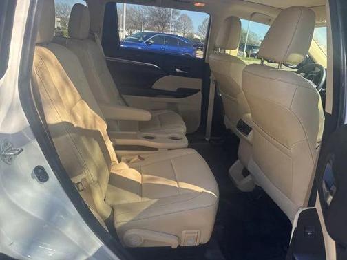 2018 Toyota Highlander Limited Platinum