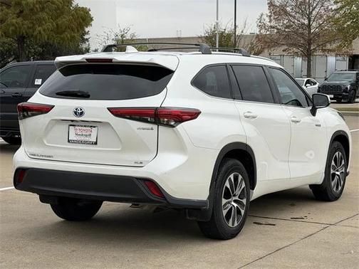 2020 Toyota Highlander Hybrid XLE