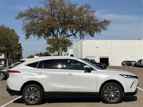 2024 Toyota Venza XLE