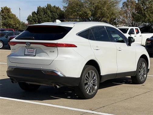 2024 Toyota Venza XLE