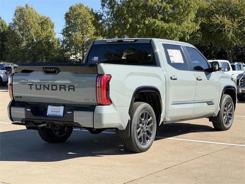 2026 Toyota Tundra Hybrid Platinum