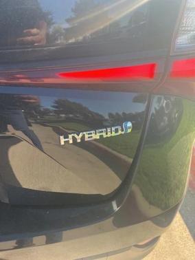 2021 Toyota Prius XLE