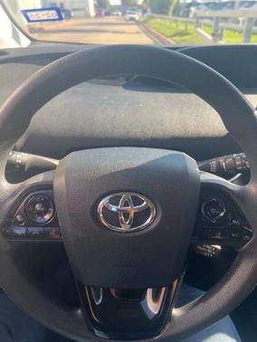 2021 Toyota Prius XLE