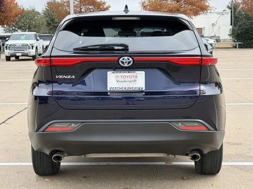 2023 Toyota Venza LE