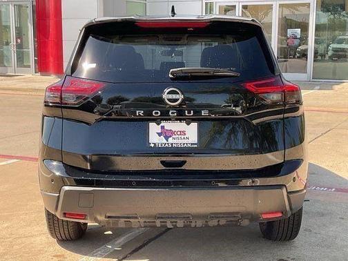 Super Black 2025 Nissan Rogue SV