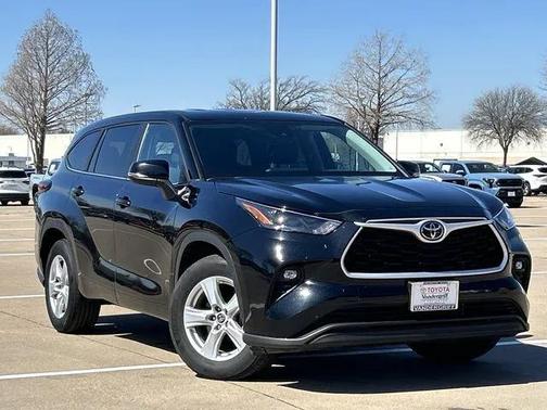 2024 Toyota Highlander LE