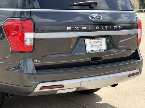 Dark Matter Gray 2024 Ford Expedition Max XLT