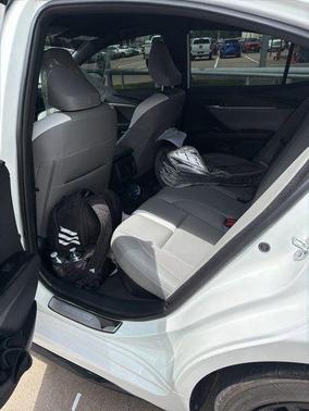 Ice 2025 Toyota Camry SE