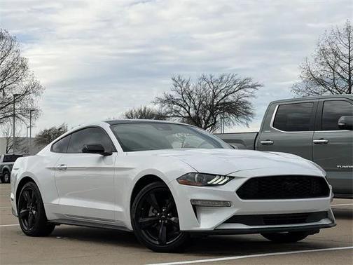 2022 Ford Mustang EcoBoost Premium