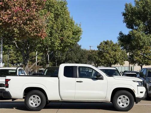 2024 Nissan Frontier S