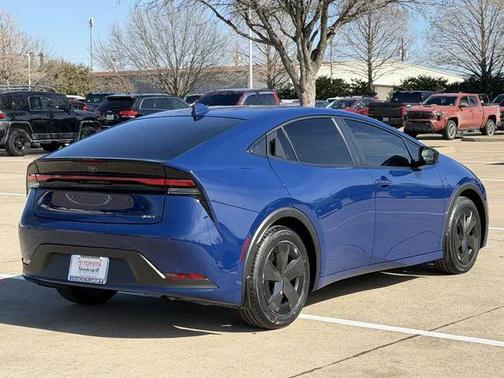 2025 Toyota Prius LE