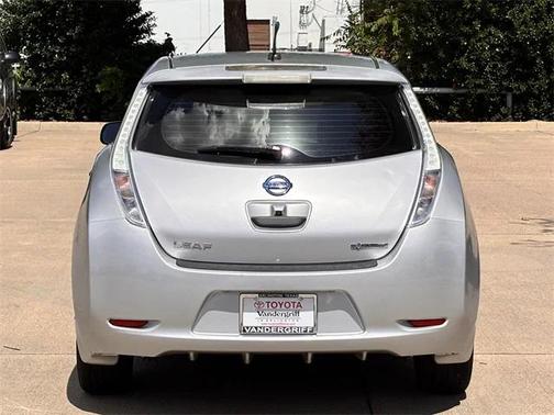 2011 Nissan Leaf SL