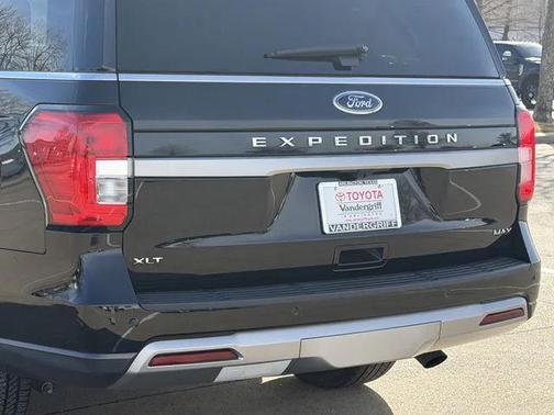 2024 Ford Expedition Max XLT