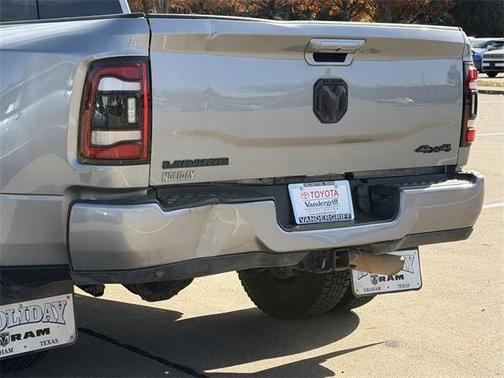 2020 RAM 3500 Laramie Crew Cab 4x4 8' Box