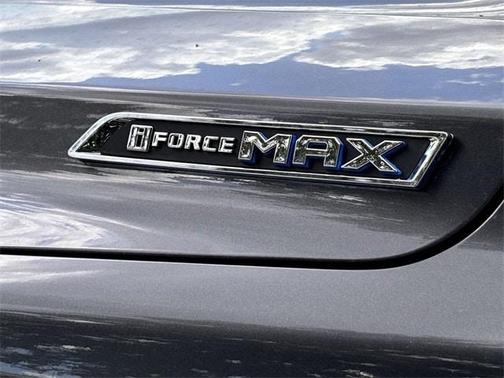 2024 Toyota Sequoia Base