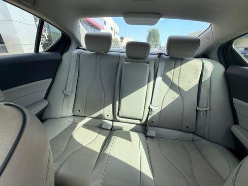 Lunar Silver Metallic 2019 Acura ILX Premium Package