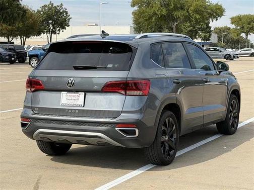 2023 Volkswagen Taos 1.5T SE