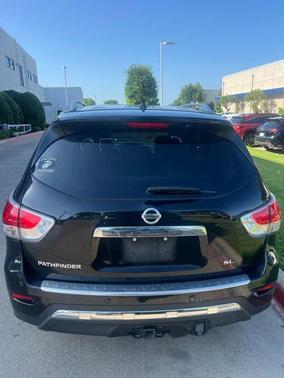 2015 Nissan Pathfinder SL