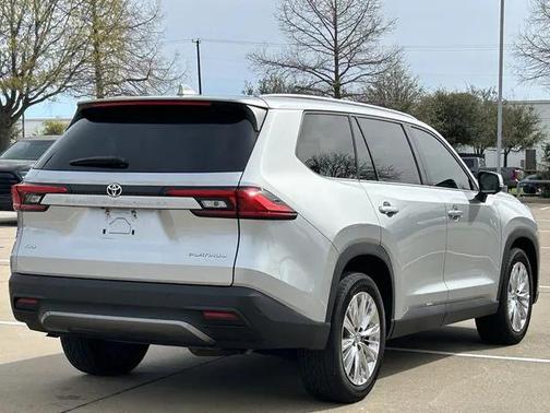 2024 Toyota Grand Highlander Platinum