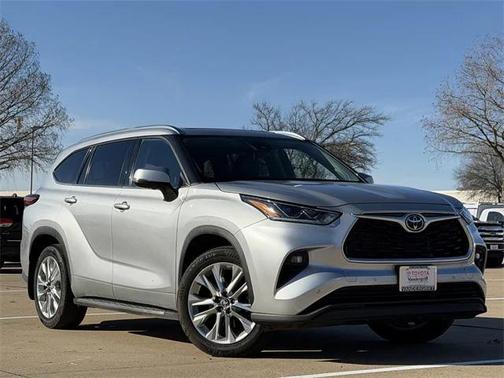 2022 Toyota Highlander Limited