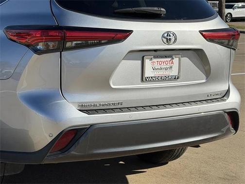 2022 Toyota Highlander Limited
