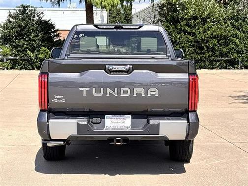 2023 Toyota Tundra Hybrid Capstone