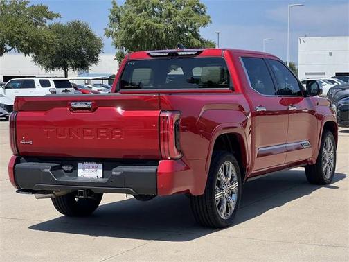 2023 Toyota Tundra Hybrid Capstone