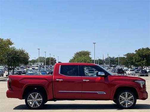 2023 Toyota Tundra Hybrid Capstone