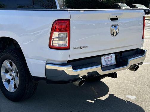 Bright White Clearcoat 2022 RAM 1500 Big Horn/Lone Star